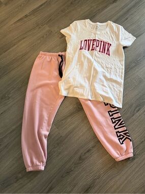 PINK Victoria's Secret Light Pink Logo Joggers & T-shirt Size L /M